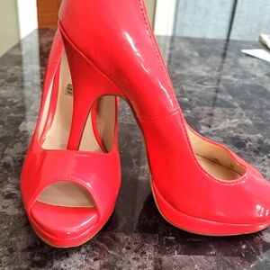 LE CHATEAU PEEP TOE HEEL